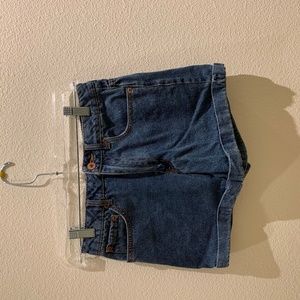 Mom-Jean denim shorts size 24